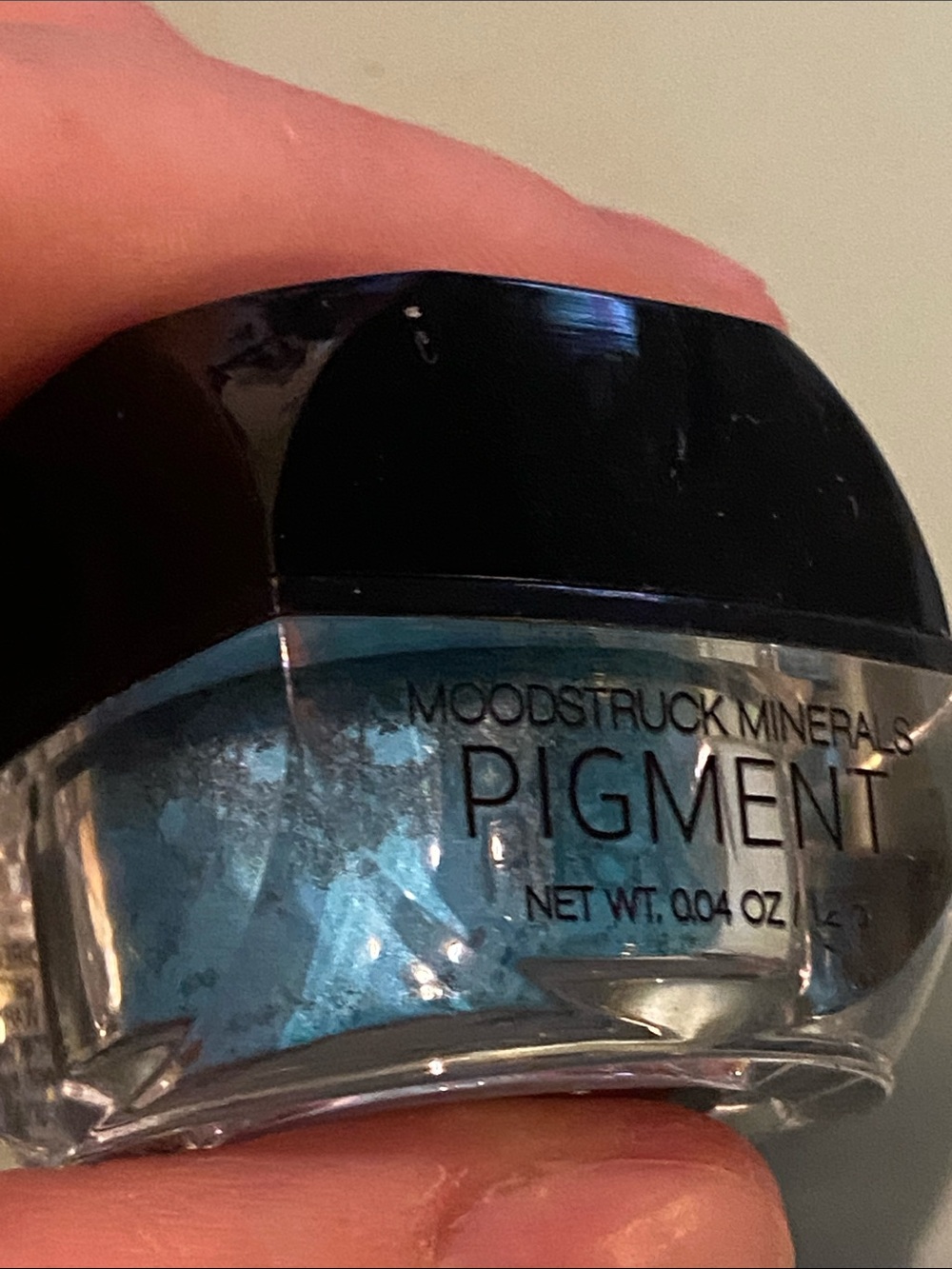 Younique Blue Pigment Loose Eyeshadow Heavenly